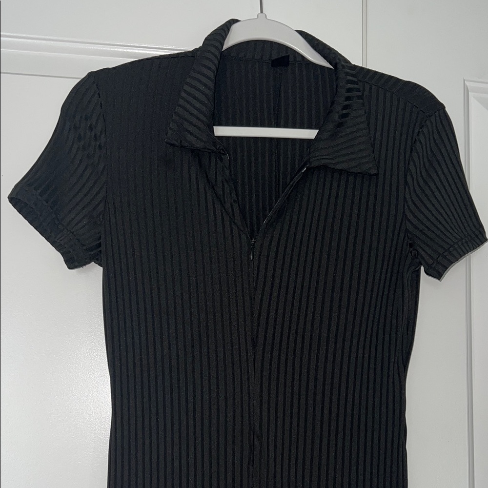 Black Ribbed Short-Sleeve Jumpsuit - Picture 2 of 3